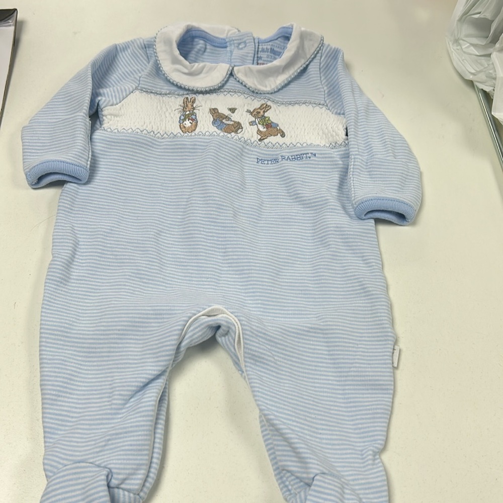 JoJo Maman Bebe Peter Rabbit outfit 0-3 months